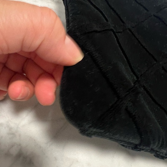 Sold - Chanel Velvet O Pouch - Picture 4 of 11